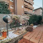 Civico 121